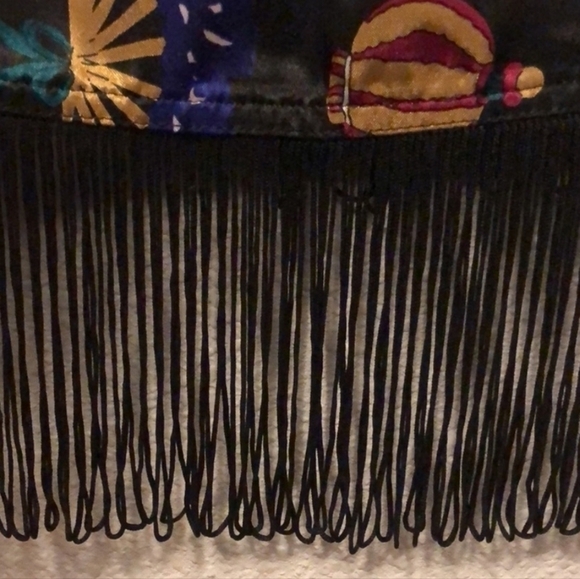 STUNNING 💥 Diane Von Furstenburg multi colored scarf with fringe EUC - Picture 2 of 3